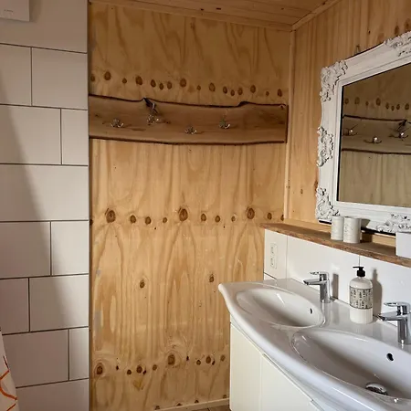 Zwischen Koeln Und Bonn, Mitte